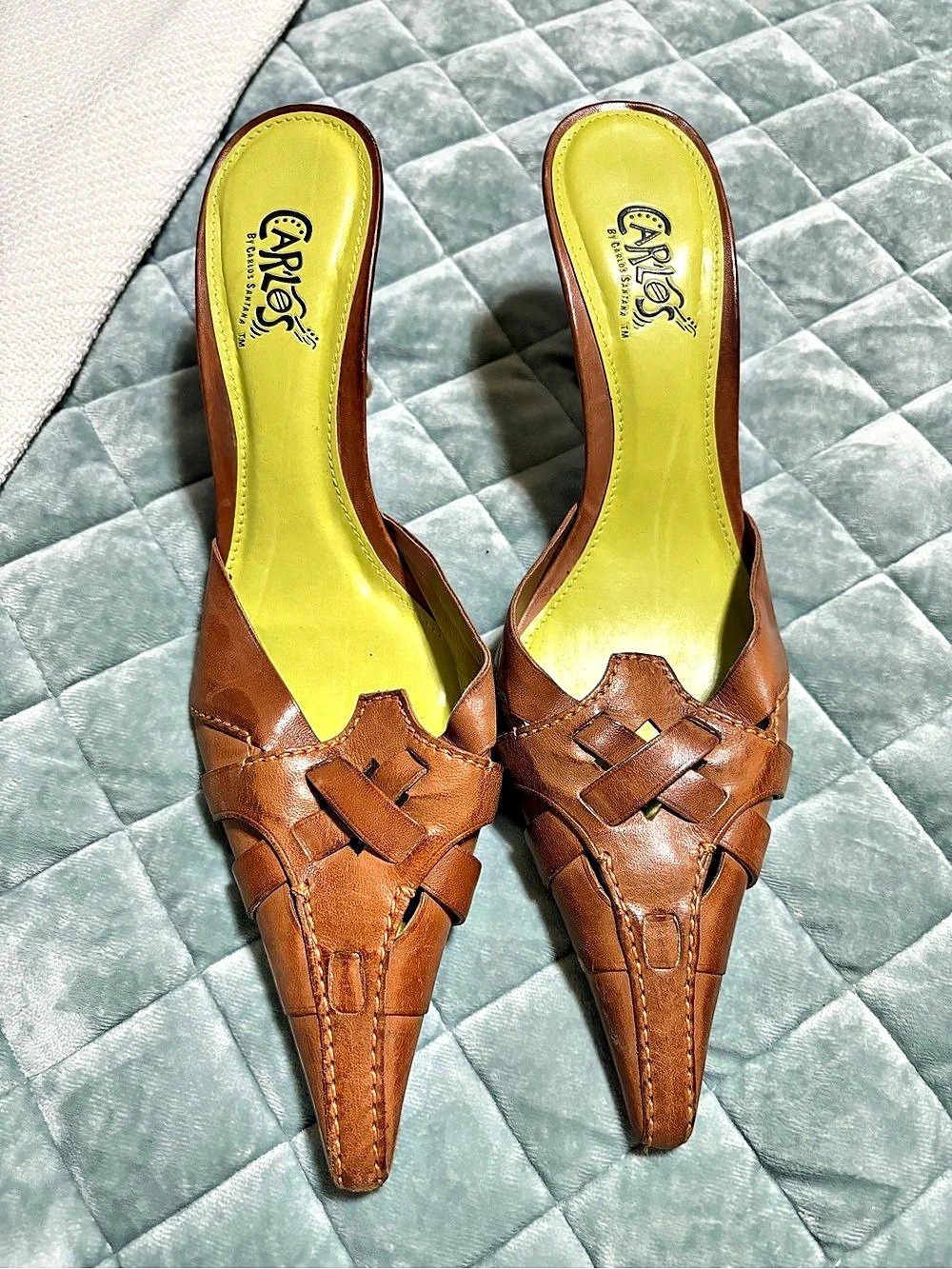 Carlos Santana Leather Pointed Toe Heels US 9M